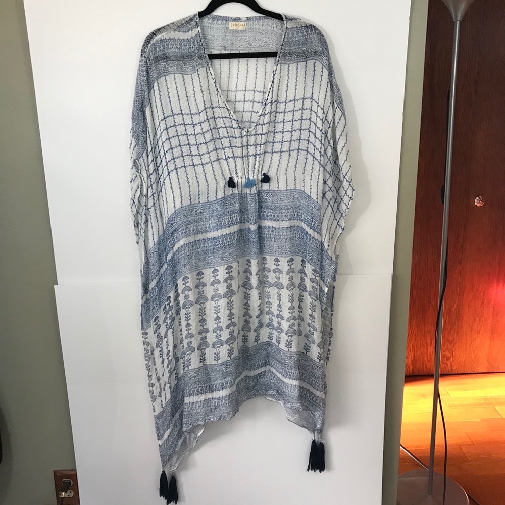 Anthropologie Lula Soul cover up